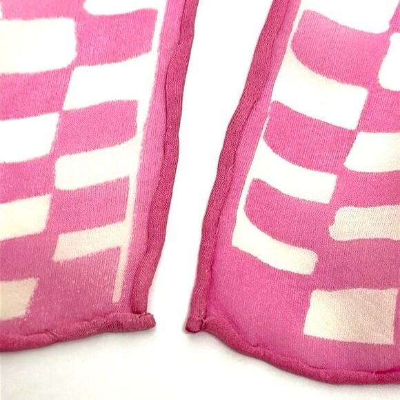 Vera Neumann Large Silk Chiffon Rectangle Scarf Pink Ivory Hand Rolled 27x68” - Picture 8 of 11